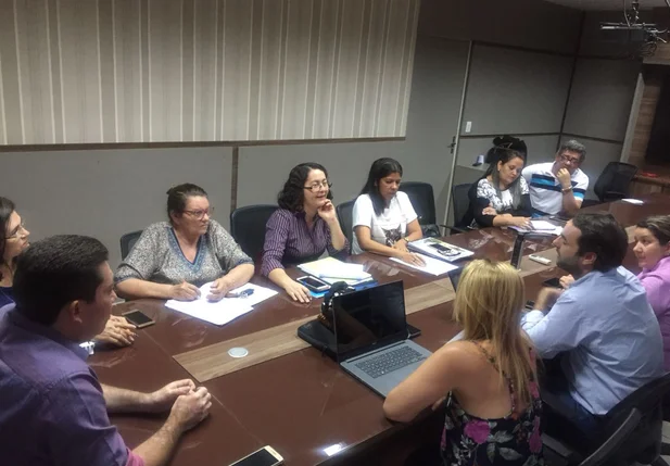 Reunião entre Seduc e FIDA