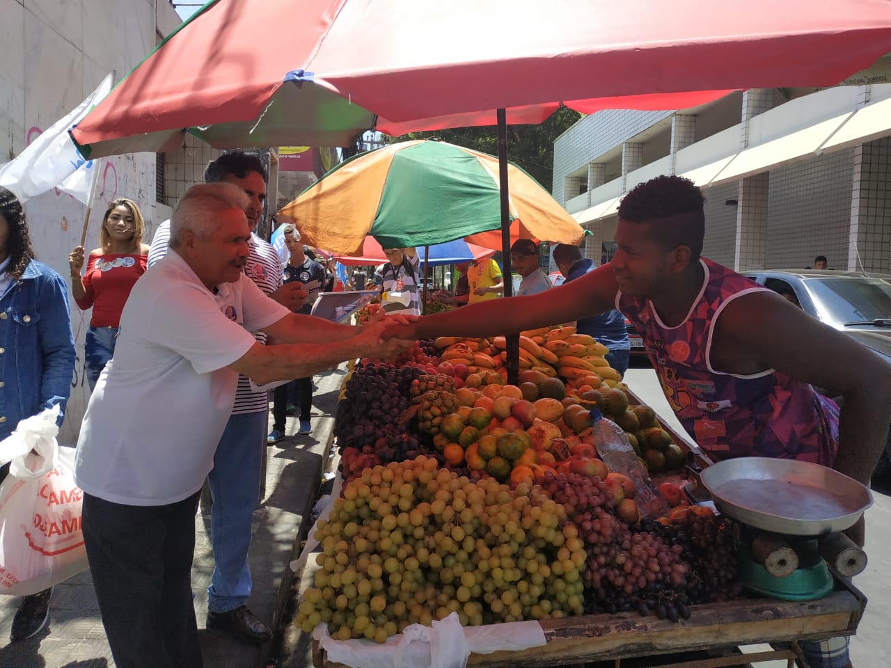 Elmano Férrer durante campanha 