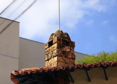 Chaminé onde está localizada a colmeia 