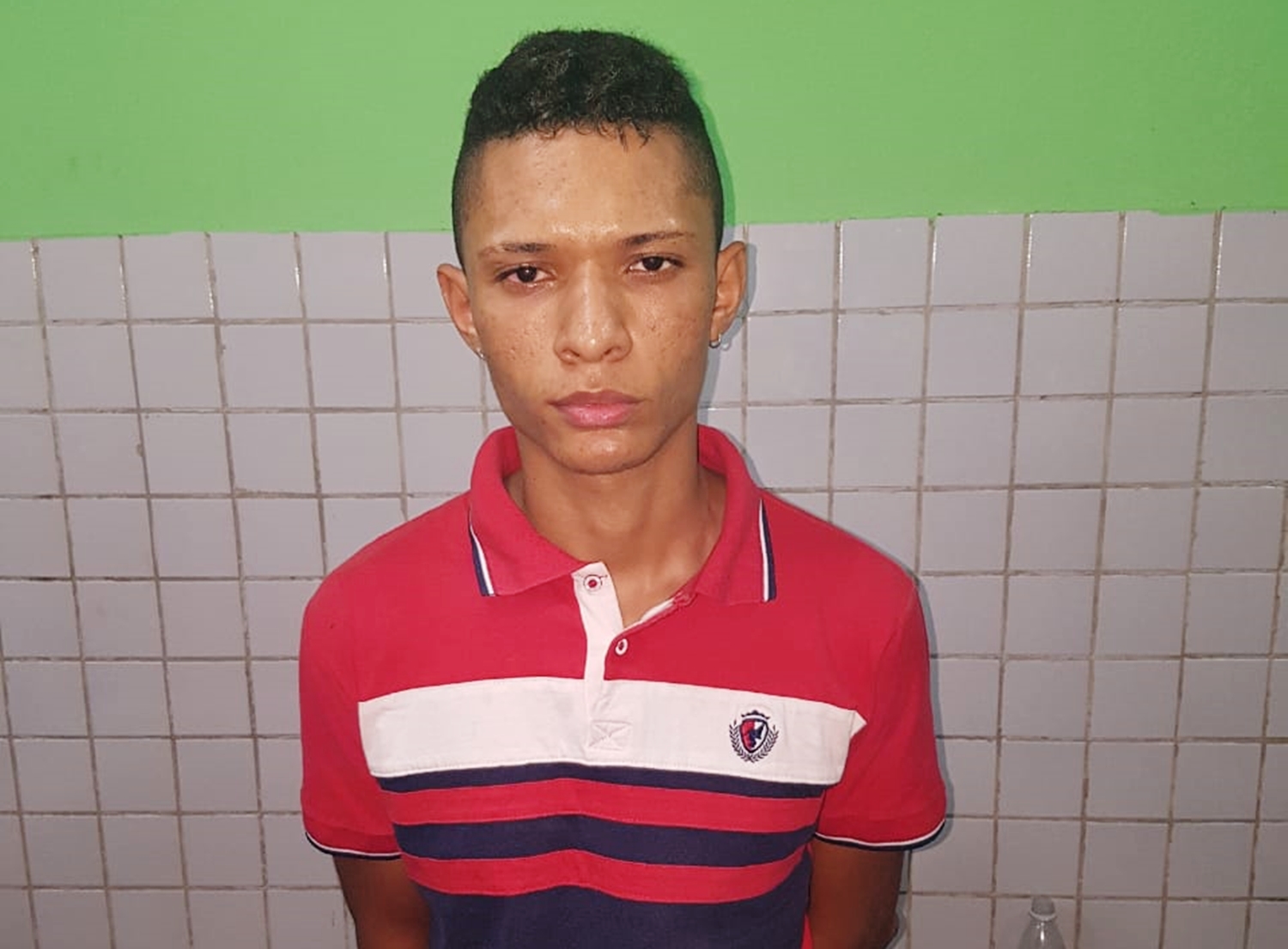 Acusado de porte ilegal de arma de fogo