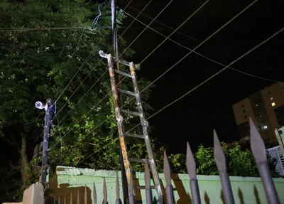 Eletricista caiu do poste