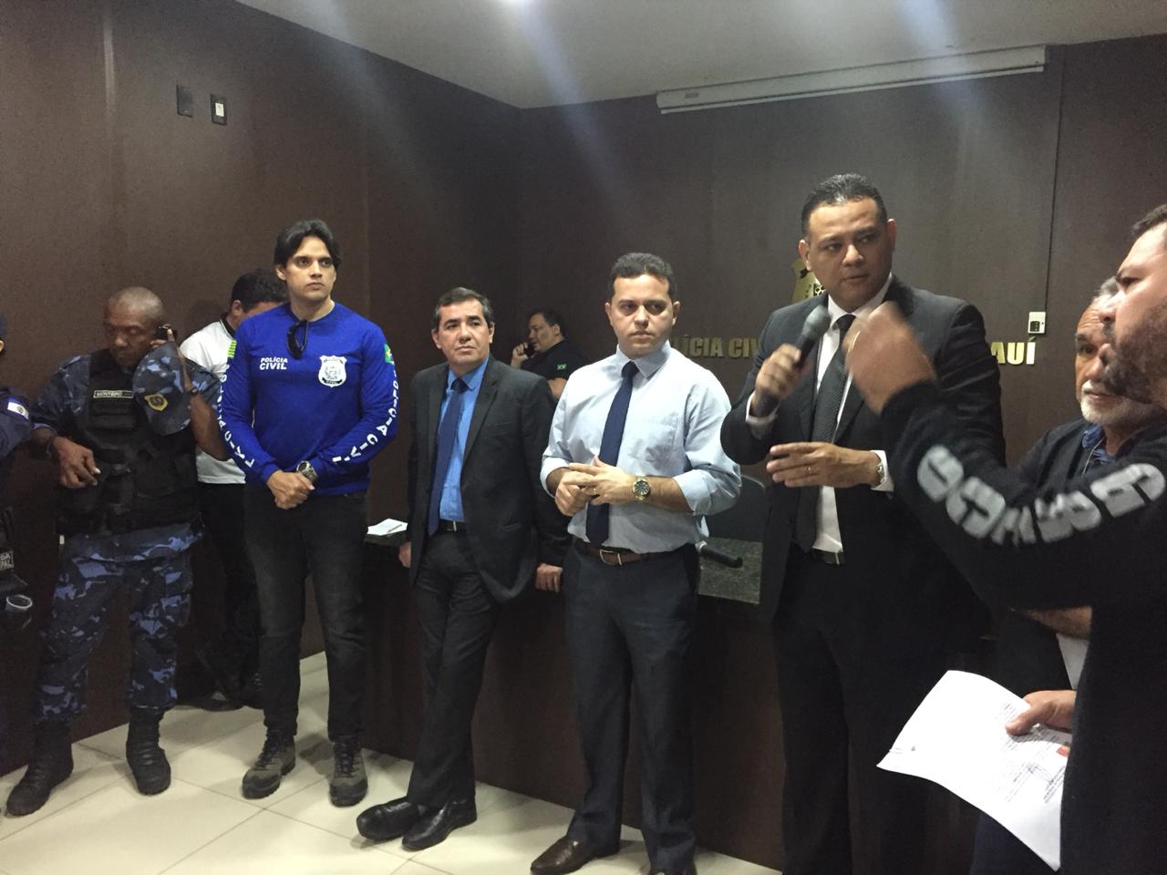A operação foi deflagrada nesta quarta-feira (26)