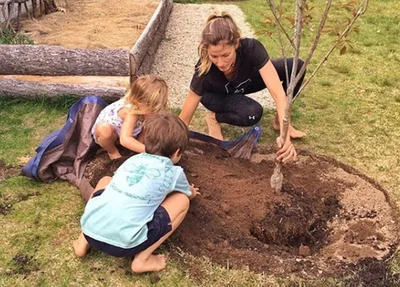 Gisele Bündchen e seus filhos Vivian e Bejamin