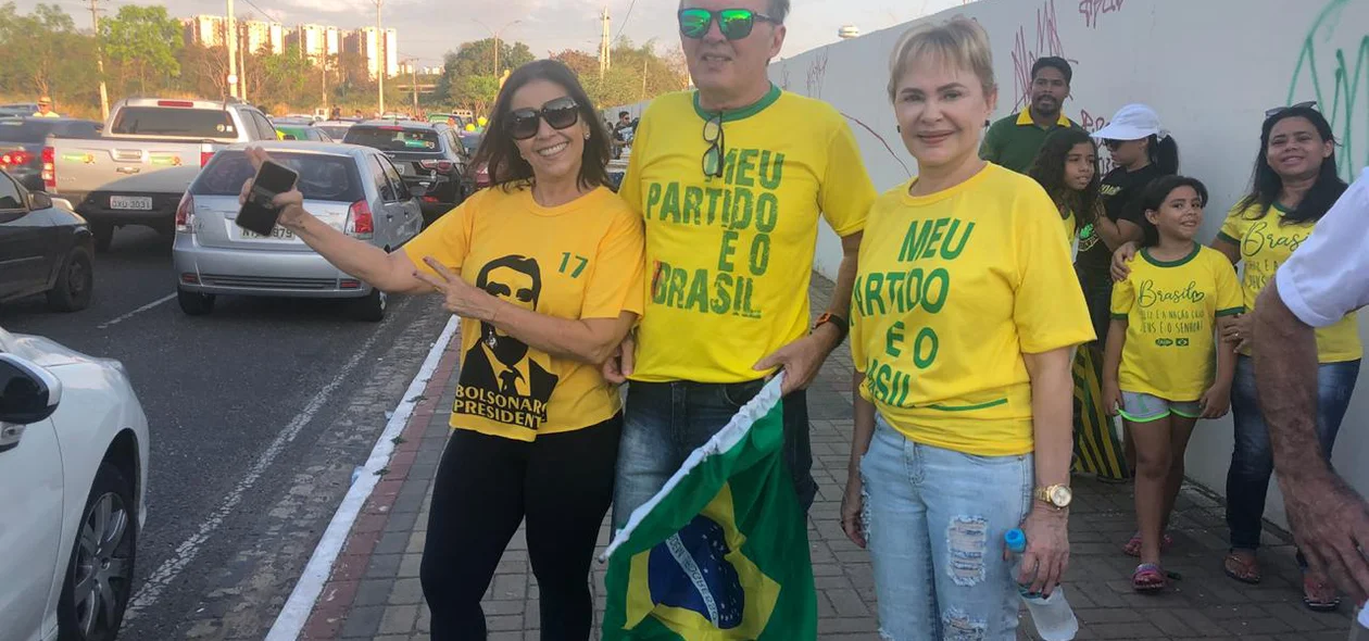 Apoiadores do candidato Jair Bolsonaro