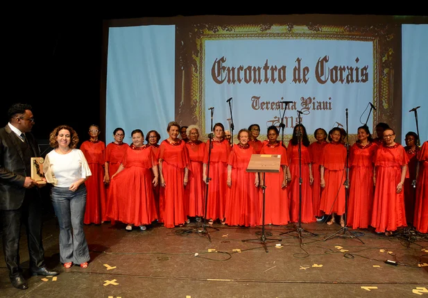 Coral animou o Theatro 4 de Setembro