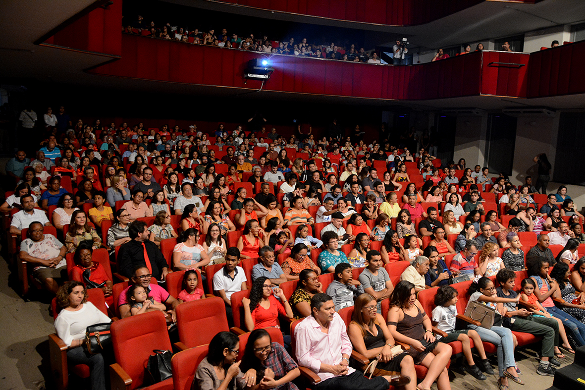 Público no Theatro 4 de Setembro 