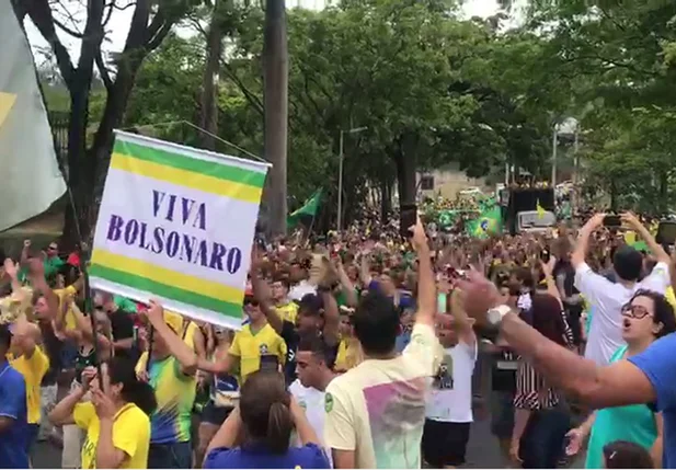 Manifestação em apoio a Jair Bolsonaro
