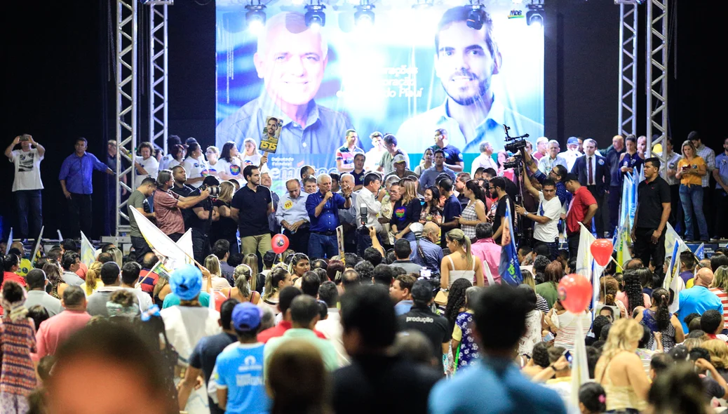 Themístocles Filho reuniu apoiadores