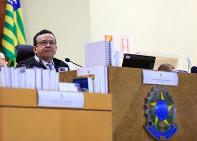 Desembargador Sebastião Ribeiro Martins, presidente do TRE-PI