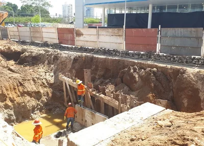 Obra interditou trecho da João XXIII
