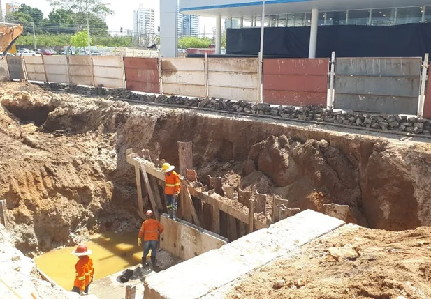 Obra interditou trecho da João XXIII