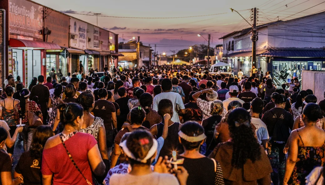 Procissão de São Francisco no bairro Dirceu 