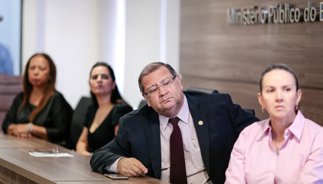 Autoridades presentes na solenidade 