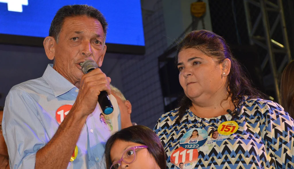 Gil Paraibano reforça apoio a Belê