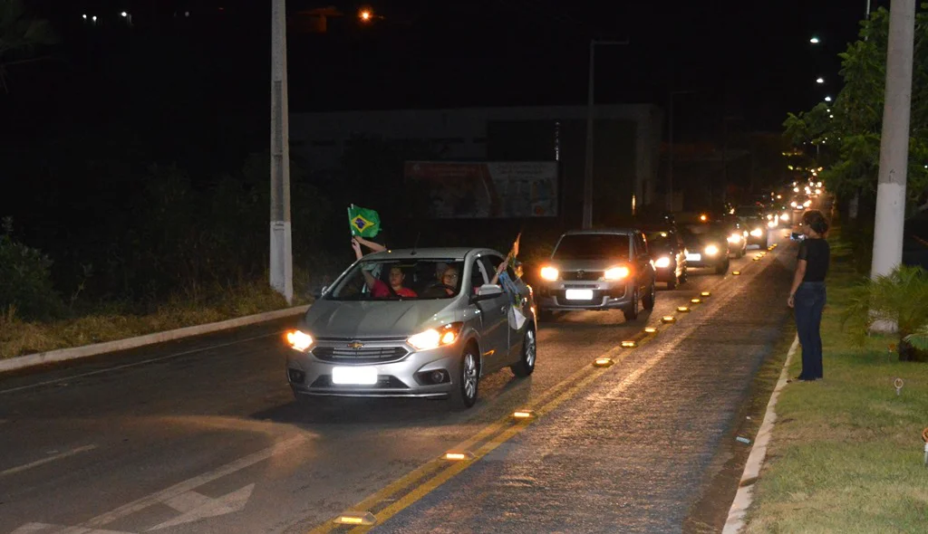 Carreata saiu da avenida Severo Eulálio