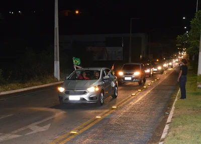 Carreata saiu da avenida Severo Eulálio