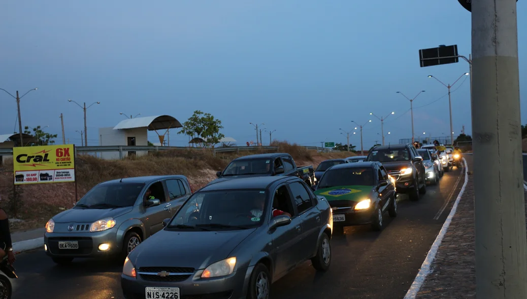 Carro que participaram da carreta em apoio ao Bolsonaro