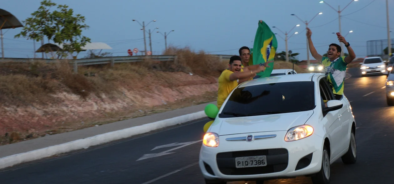 Eleitores a favor de Bolsonaro 