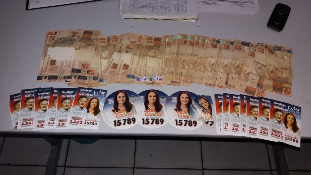 Material apreendido pela Polícia Militar