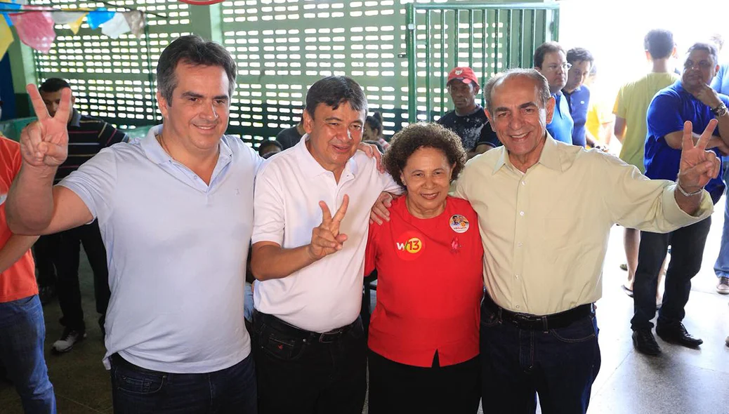 Wellington Dias ao lado de Ciro Nogueira Regina Sousa e Marcelo Castro 