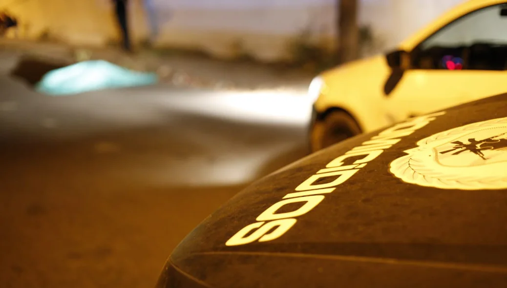 Policiais do DHPP iniciaram os trabalhos no local