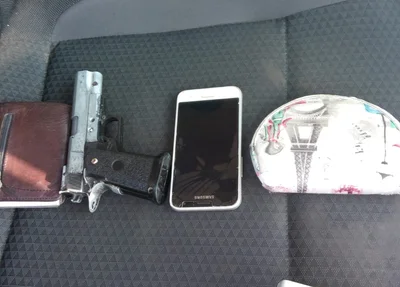 Objetos encontrados com os acusados