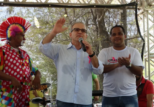 Prefeito Firmino Filho participou de evento para as crianças no Parque da Cidade