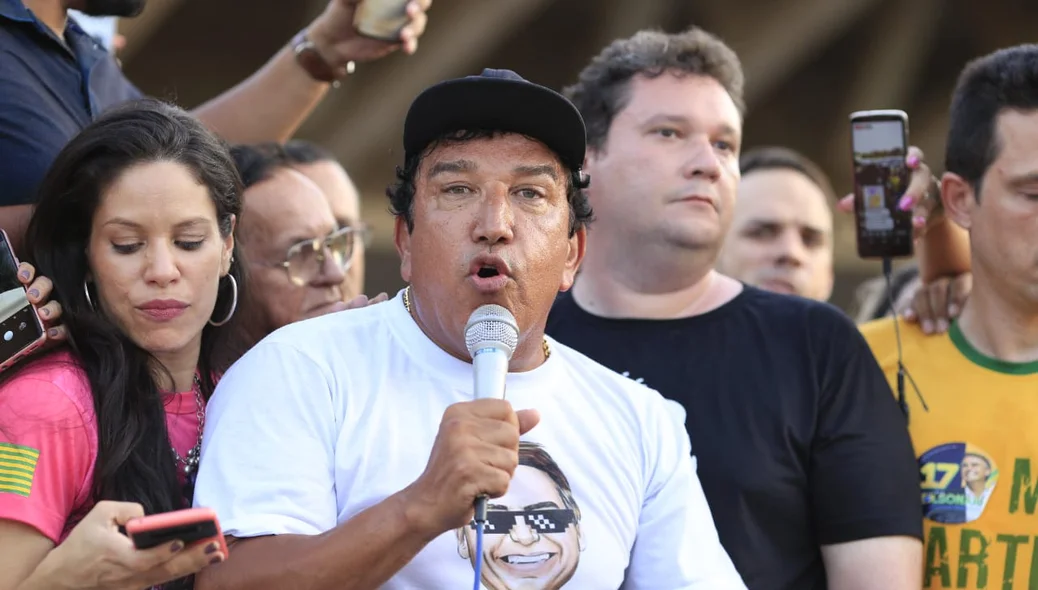 Magno Malta ato pró-Bolsonaro na Capital
