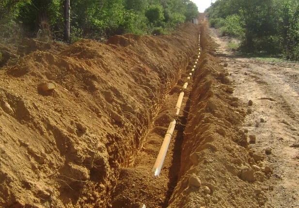 Adutora tem cerca de 12 quilômetros de extensão