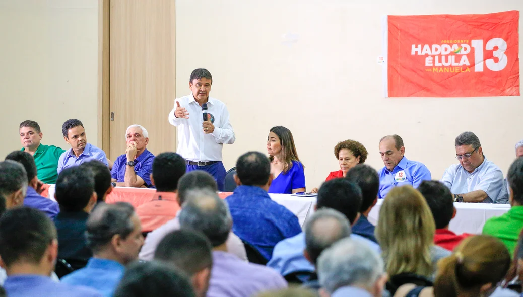 Wellington Dias durante seu pronunciamento