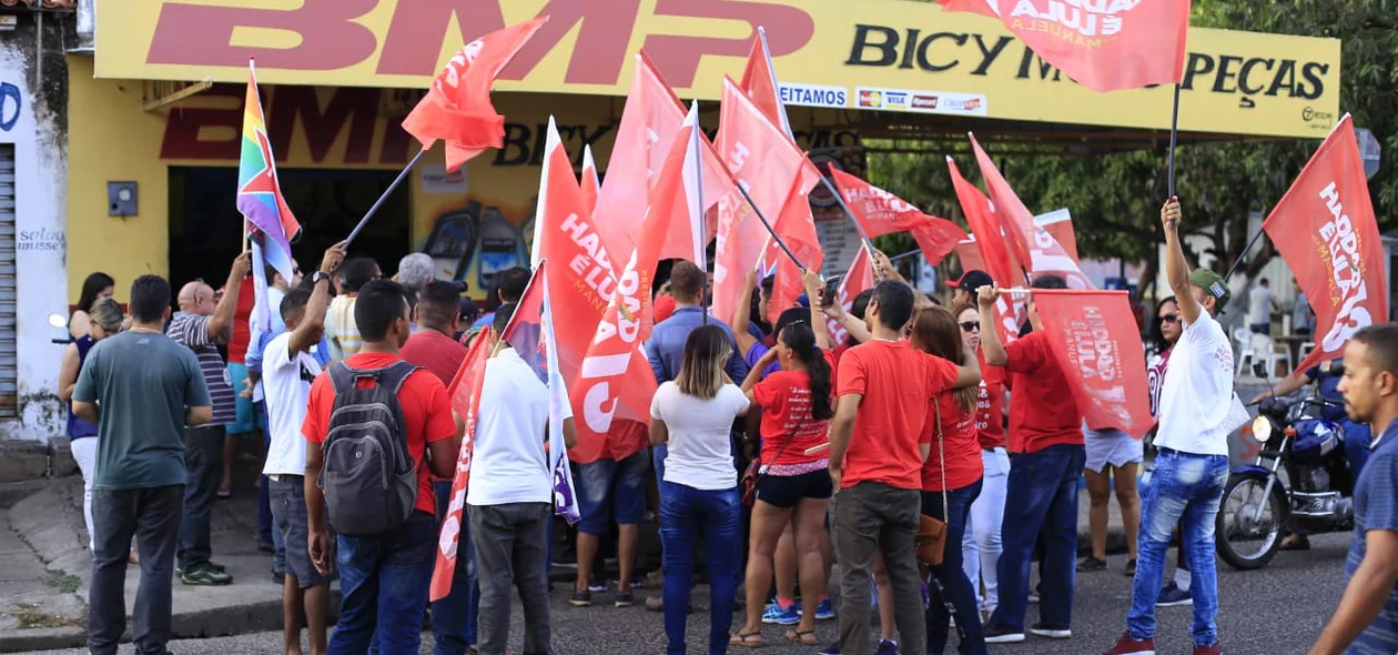 Apoiadores do Presidenciável Fernando Haddad
