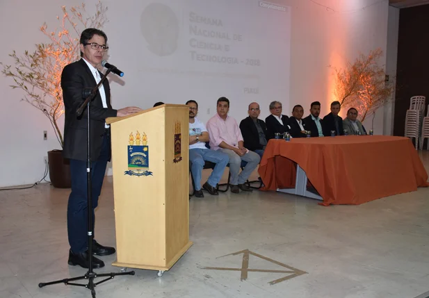 Diretor superintendente do Sebrae no Piauí, Mário Lacerda, durante a solenidade de abertura oficial do evento