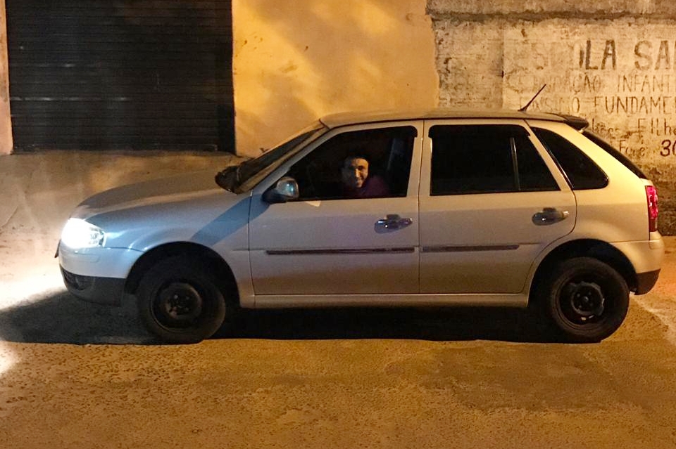 Foto do assaltante publicada em uma rede social