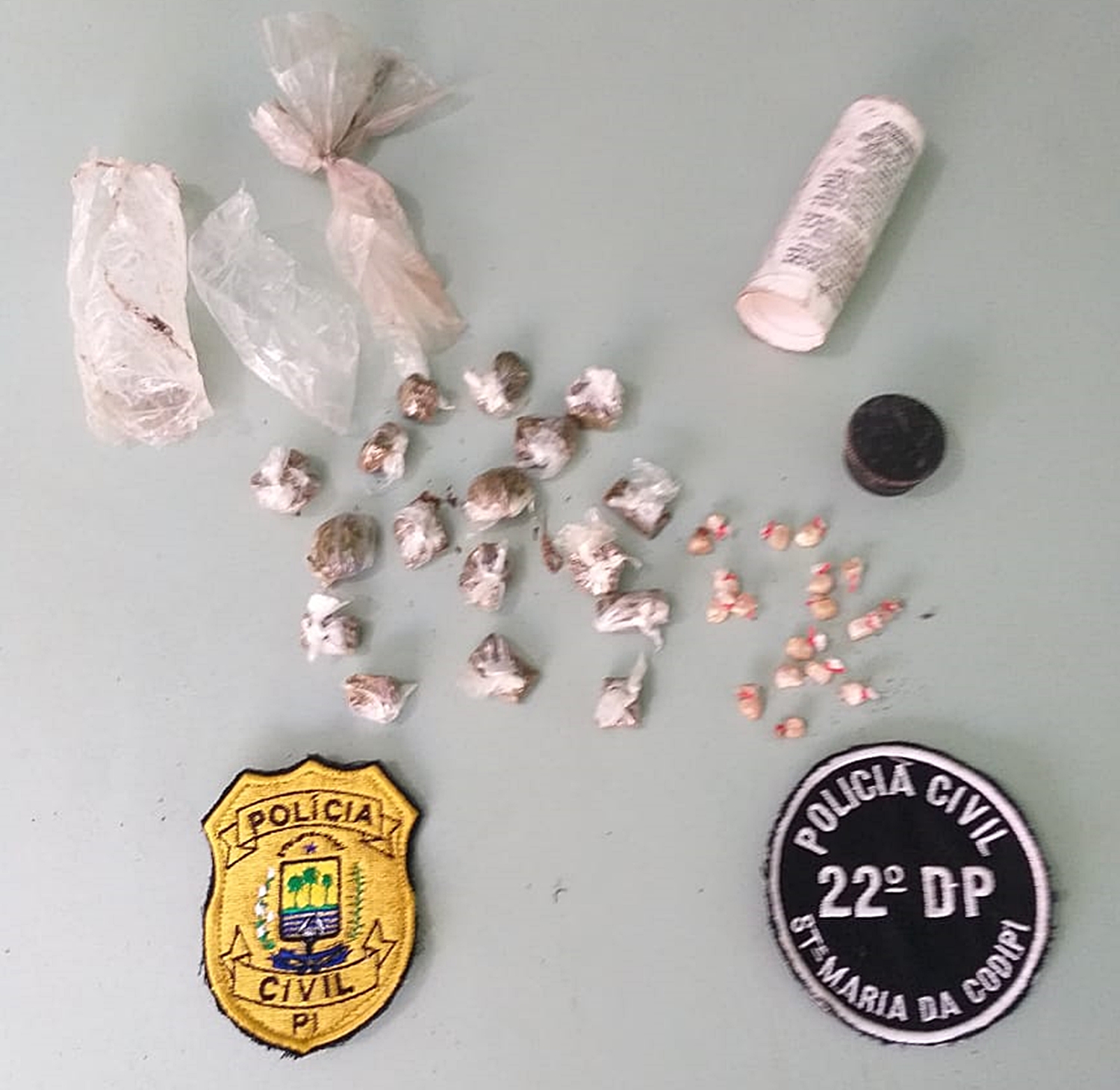 Material encontrado com o acusado