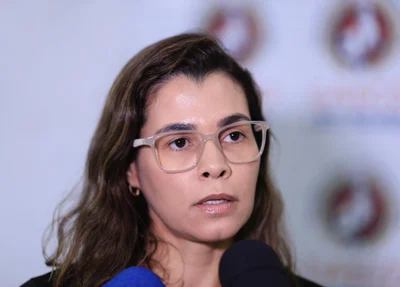Promotora Luana Azeredo