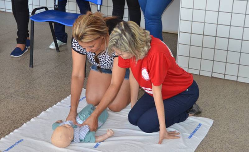 Projeto capacita professores