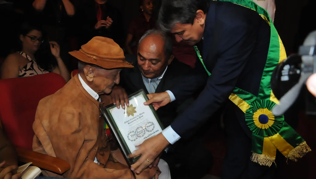 O vaqueiro centenário Victor Moraes recebeu homenagem
