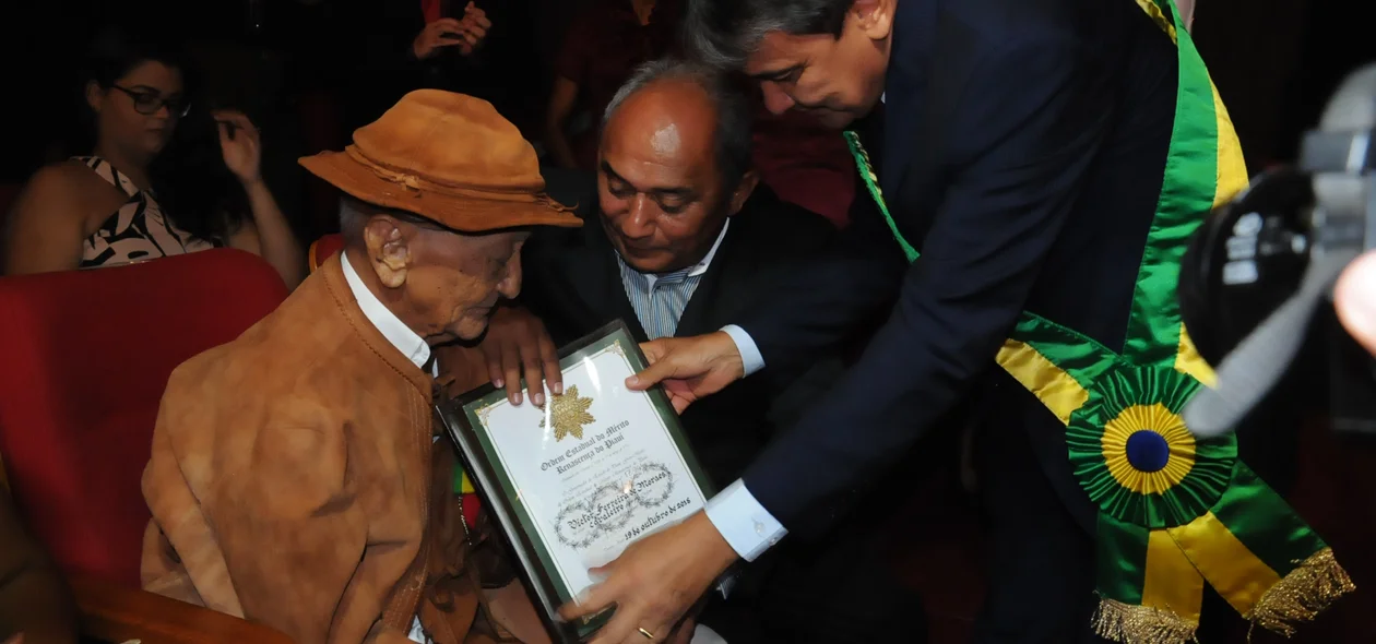 O vaqueiro centenário Victor Moraes recebeu homenagem