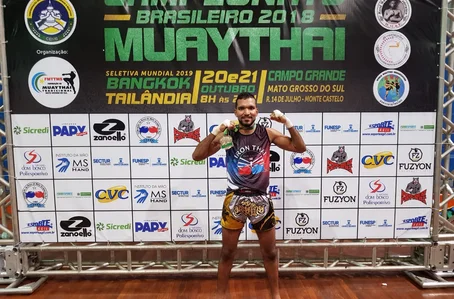 Papa-Léguas, campeão brasileiro de Muay Thai