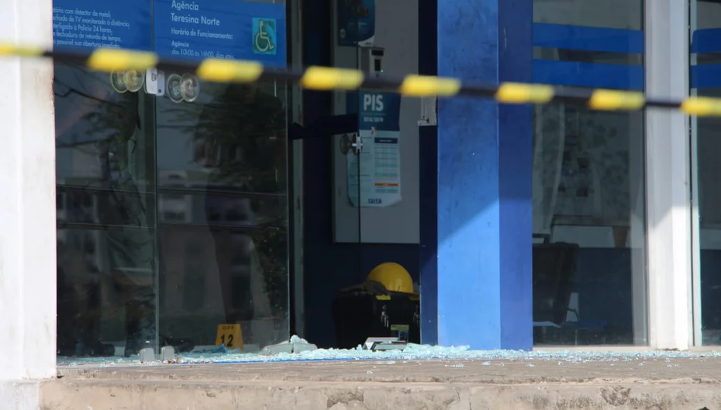 Caixa econômica isolada