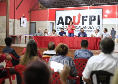 Reunião ocorreu na Adufpi