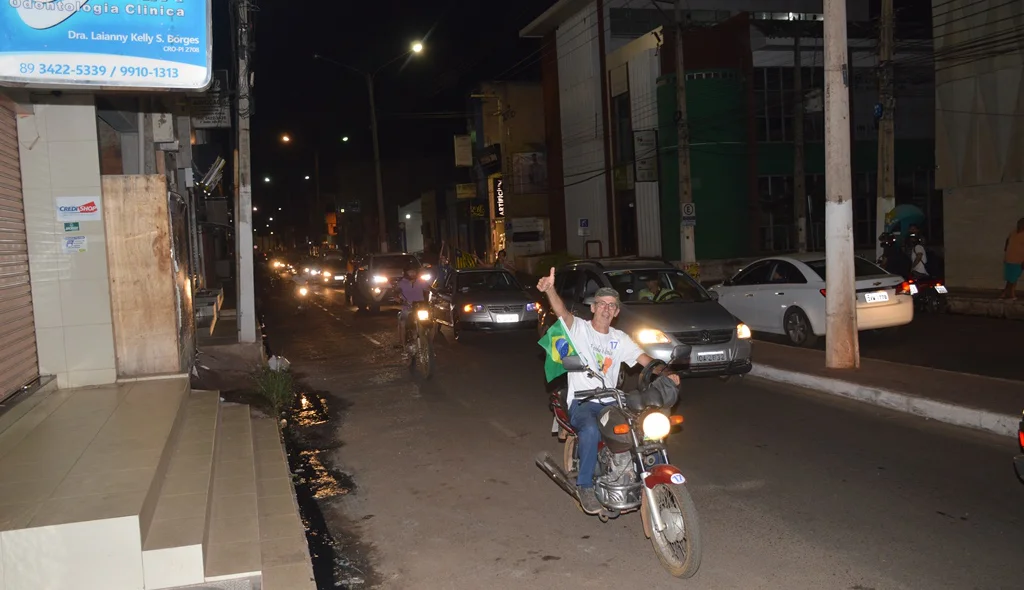 Carreata passou pela avenida Getúlio Vargas