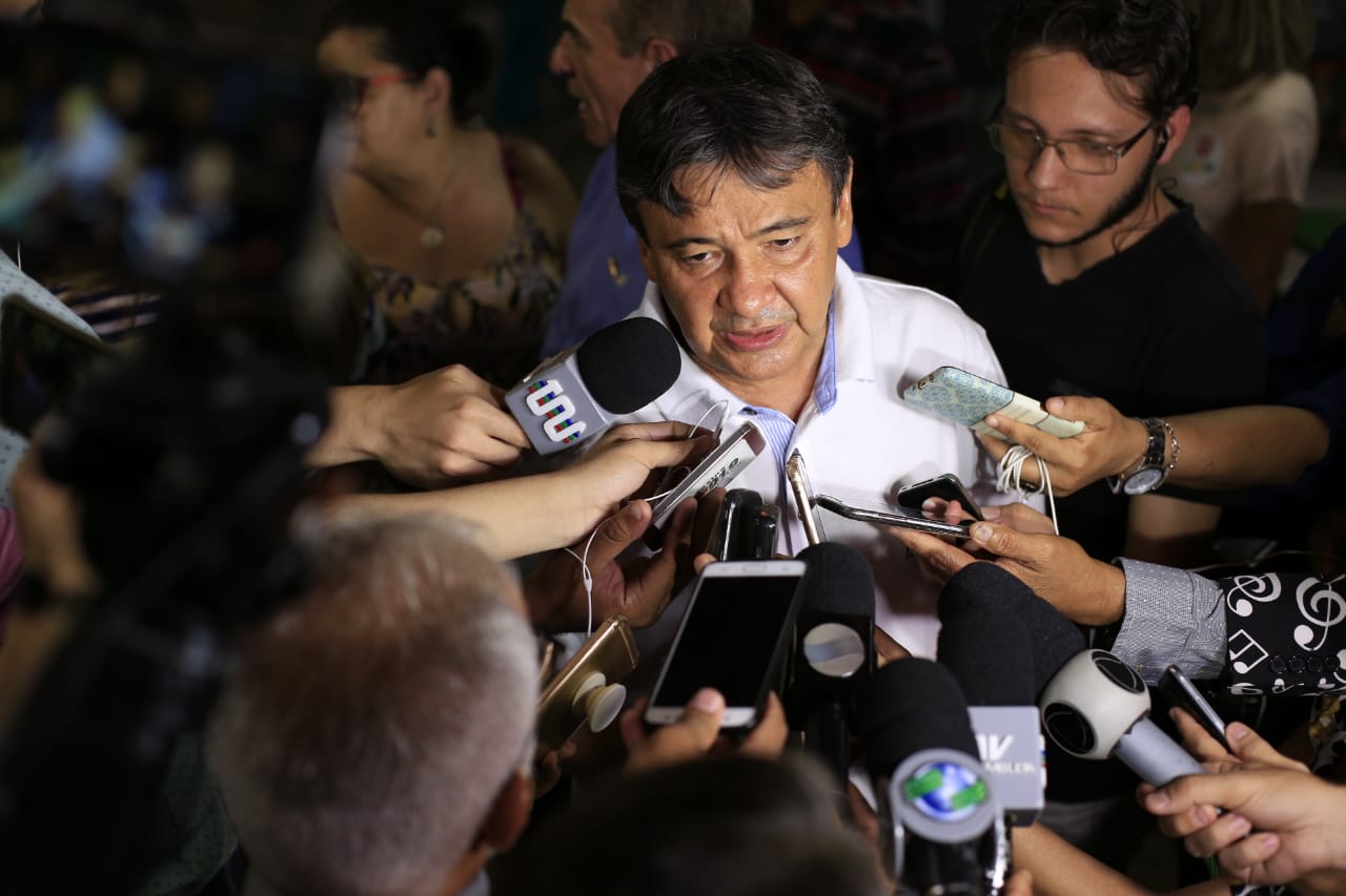 Governador Wellington Dias antes de votar no segundo turno