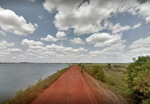 Local onde o veículo caiu