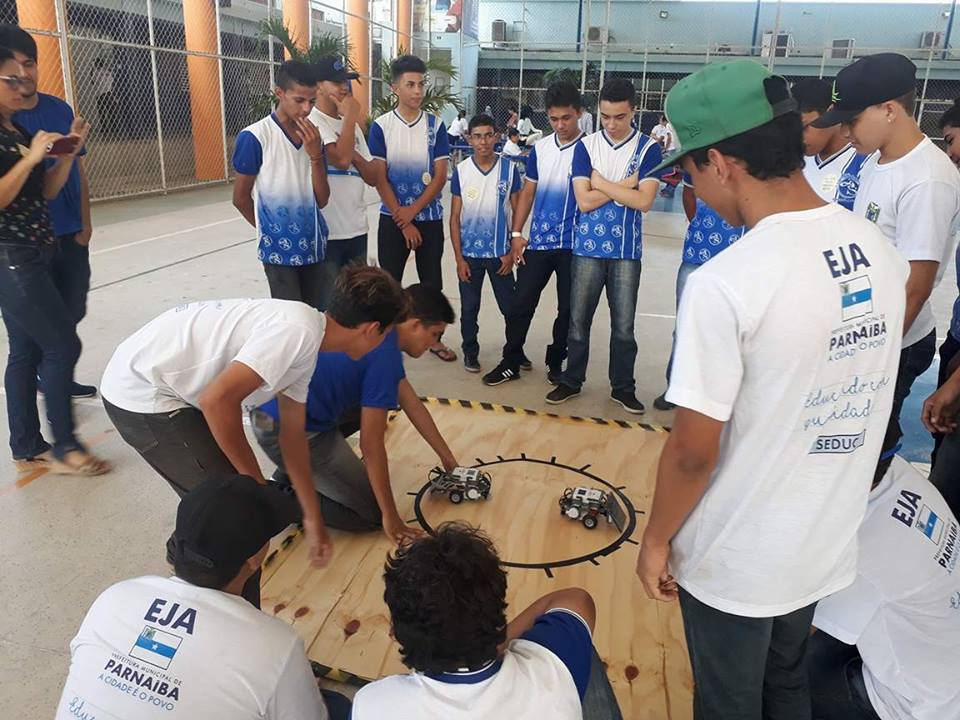 Estudantes do Senai