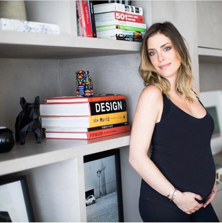 Fabiana Justus grávida de gêmeas