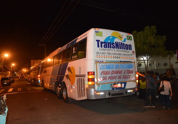 Picoenses participam da 43ª romaria a Canindé e Juazeiro do Norte
