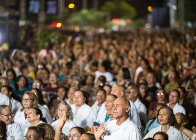 Multidão na missa da misericórdia 