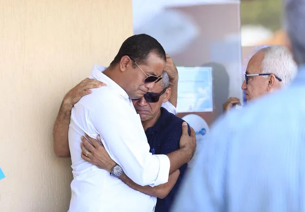 Velório de Cesarino Oliveira na Pax União
