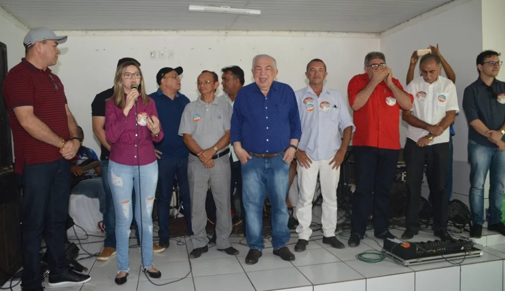 Aliados do Padre Walmir em campanha para Paes Landim